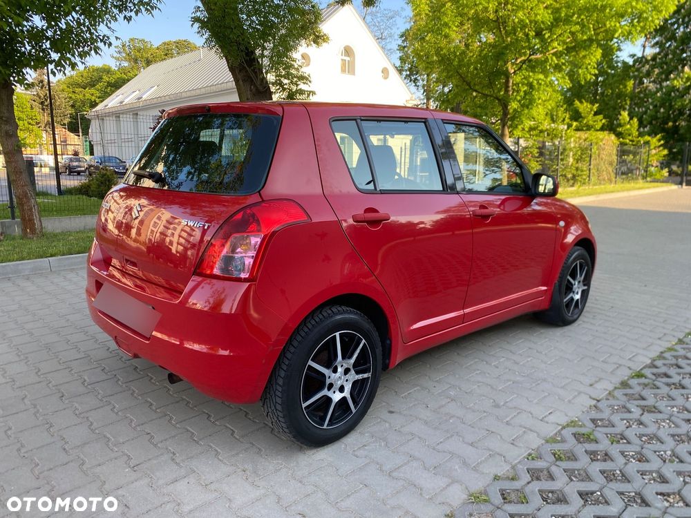 Suzuki Swift 1.3 Comfort - 4