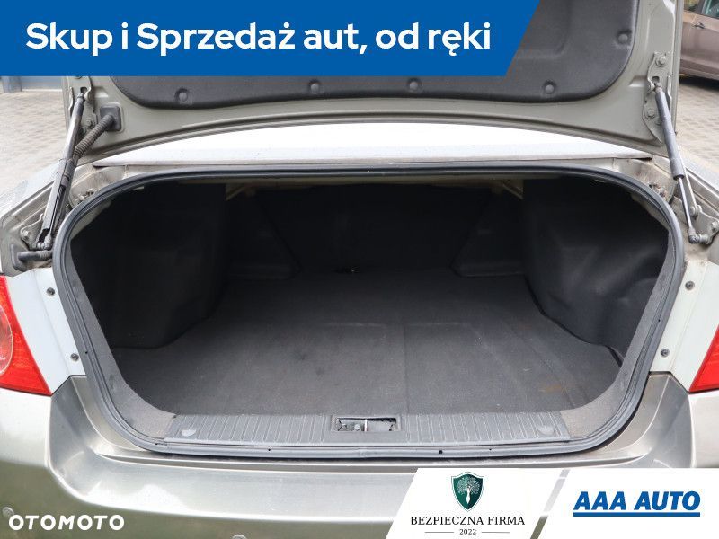 Chevrolet Epica - 14