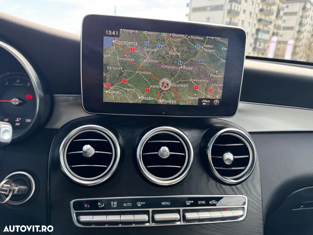 Mercedes-Benz GLC 250 4MATIC 9G-TRONIC AMG Line - 20