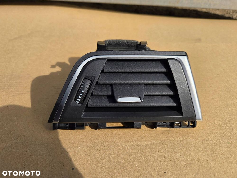 bmw f30 f31 f32 f33 f34 f36 f80 f82 kratka nawiewu prawa 9346225 - 1