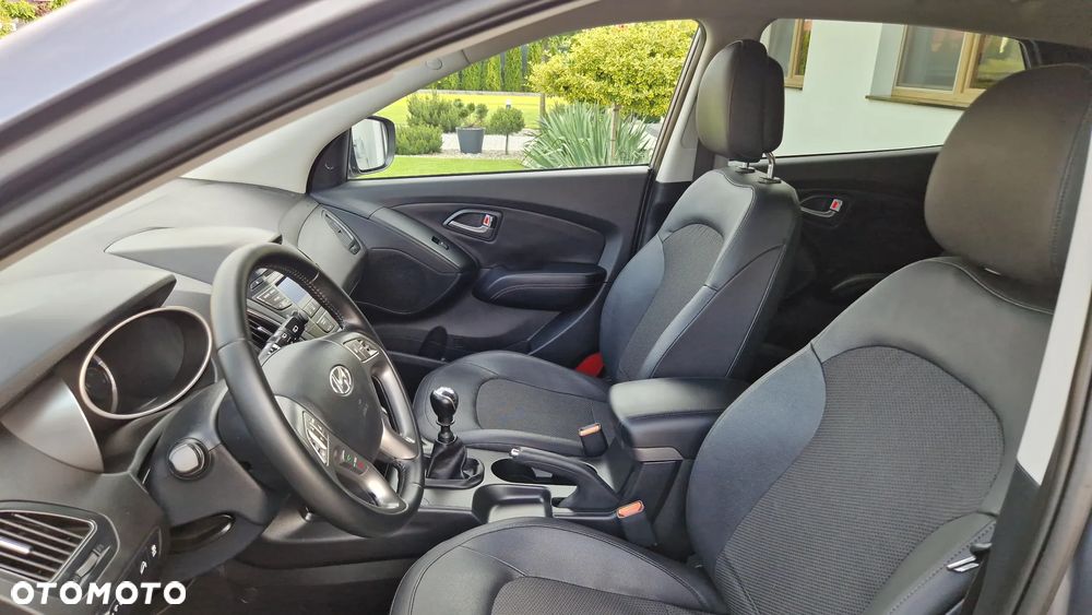 Hyundai ix35 1.7 CRDi Premium 2WD - 23