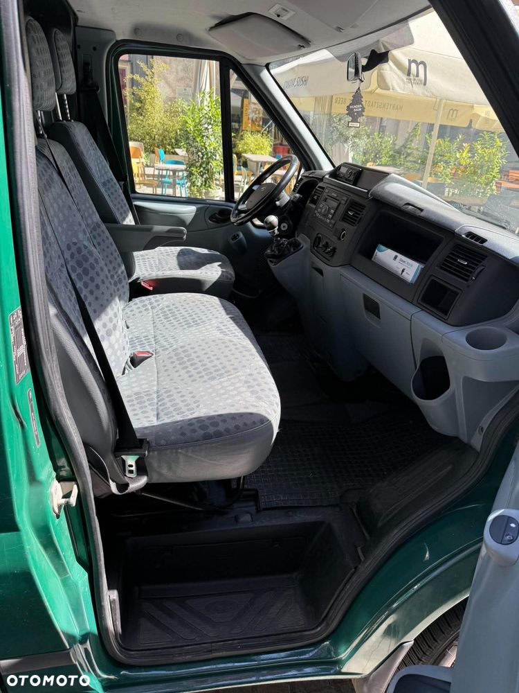 Ford Transit - 8