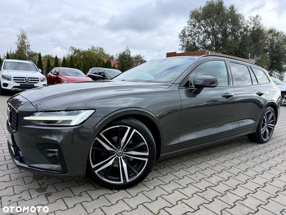 Volvo V60 D3 R-Design - 1