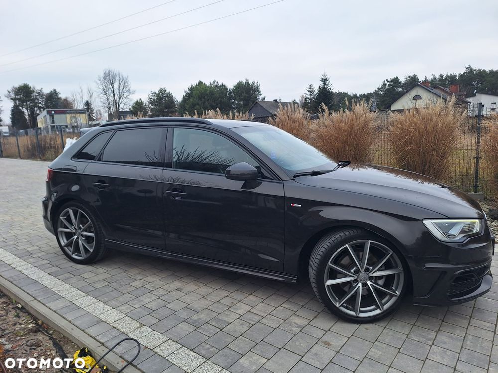 Audi A3 Sportback 2.0 TDI (clean diesel) quattro S tronic S line Sportpaket - 11