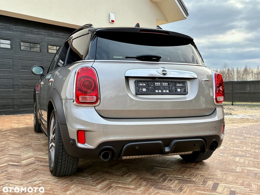 MINI John Cooper Works ALL4 sport - 12