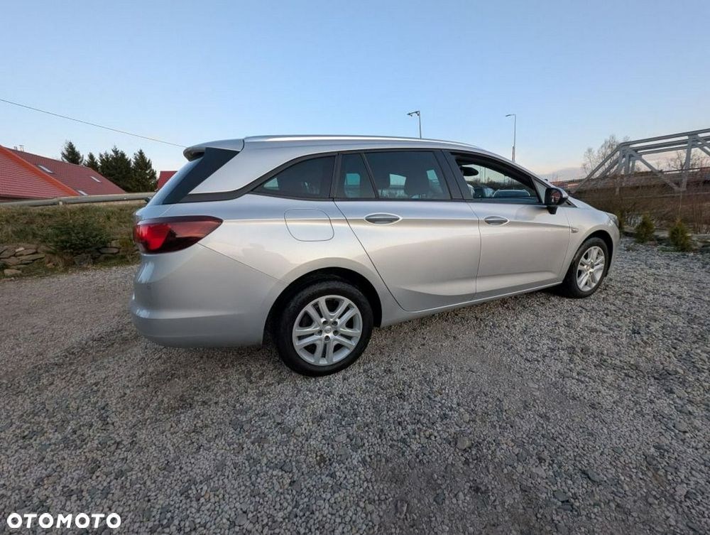 Opel Astra - 6