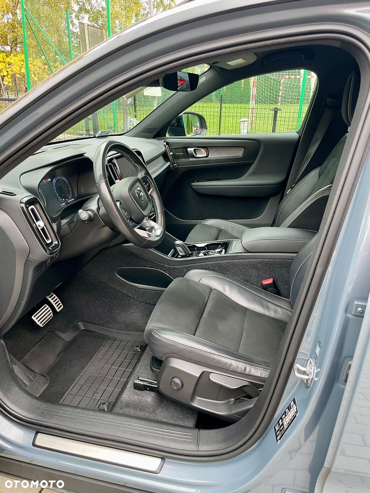Volvo XC 40 B4 B AWD R-Design - 16