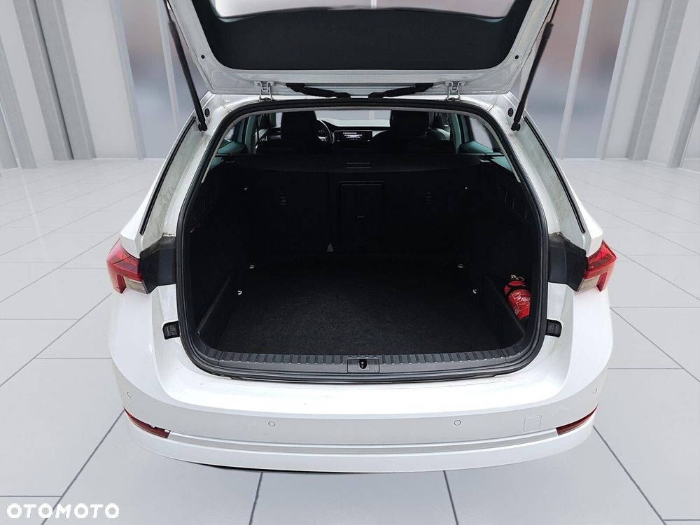 Skoda Octavia 2.0 TDI Ambition - 19