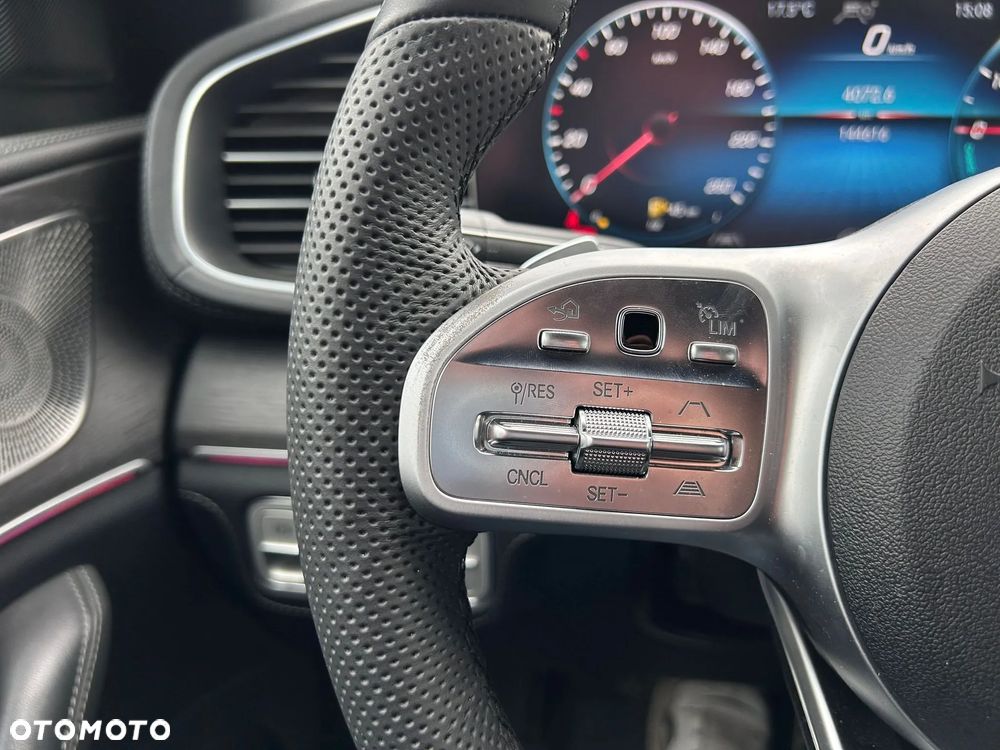 Mercedes-Benz GLE - 11