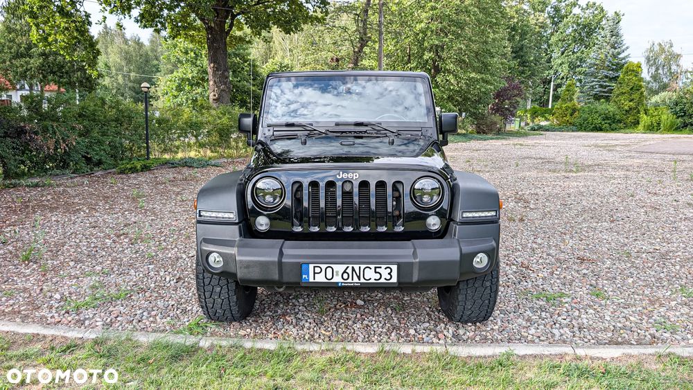Jeep Wrangler 3.6 Unlim Rubicon - 3