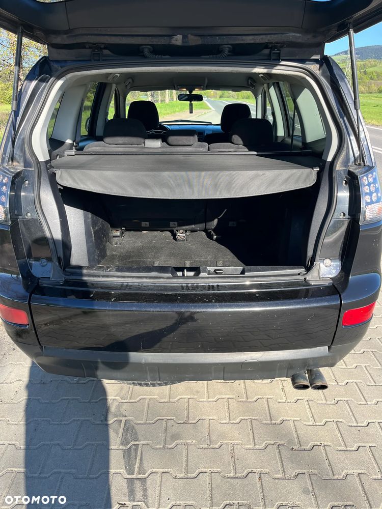 Mitsubishi Outlander 2.0 DID Instyle - 7