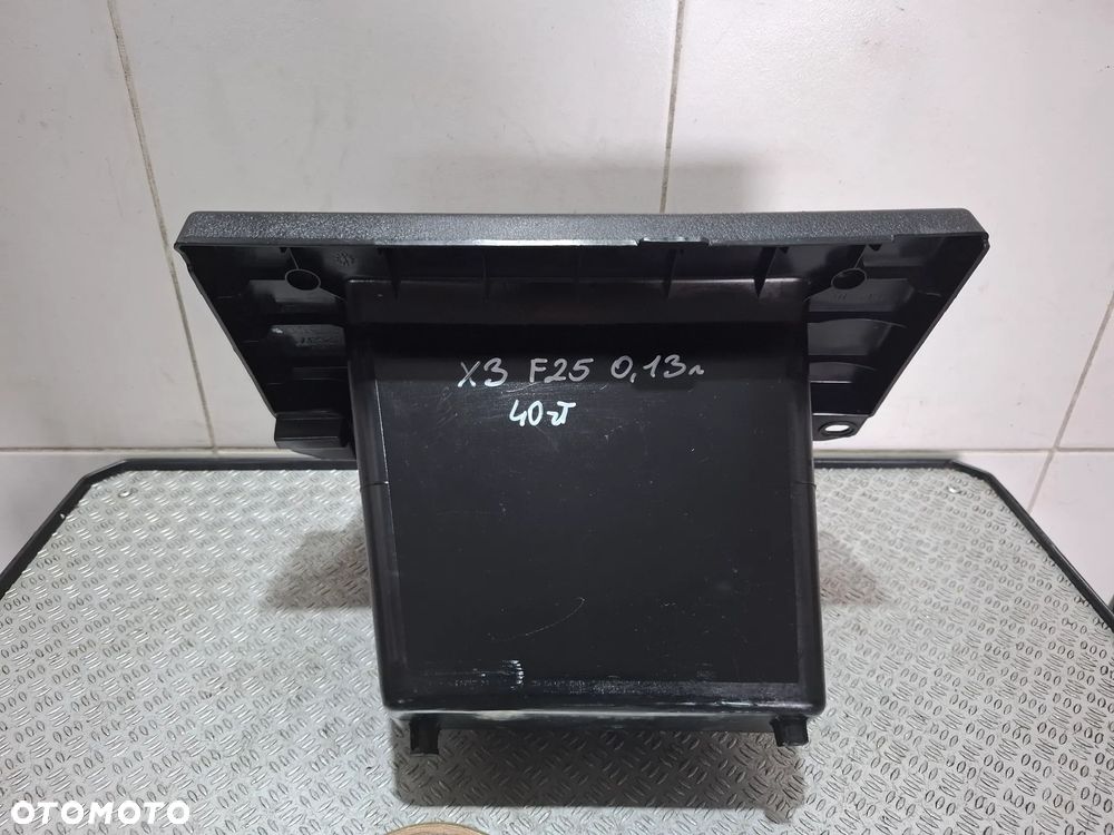 Wnęka bagażnika BMW X3 F25 2013 rok nr 9175120 - 2