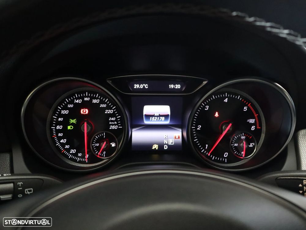 Mercedes-Benz CLA 200 d Shooting Brake Urban Aut. - 27