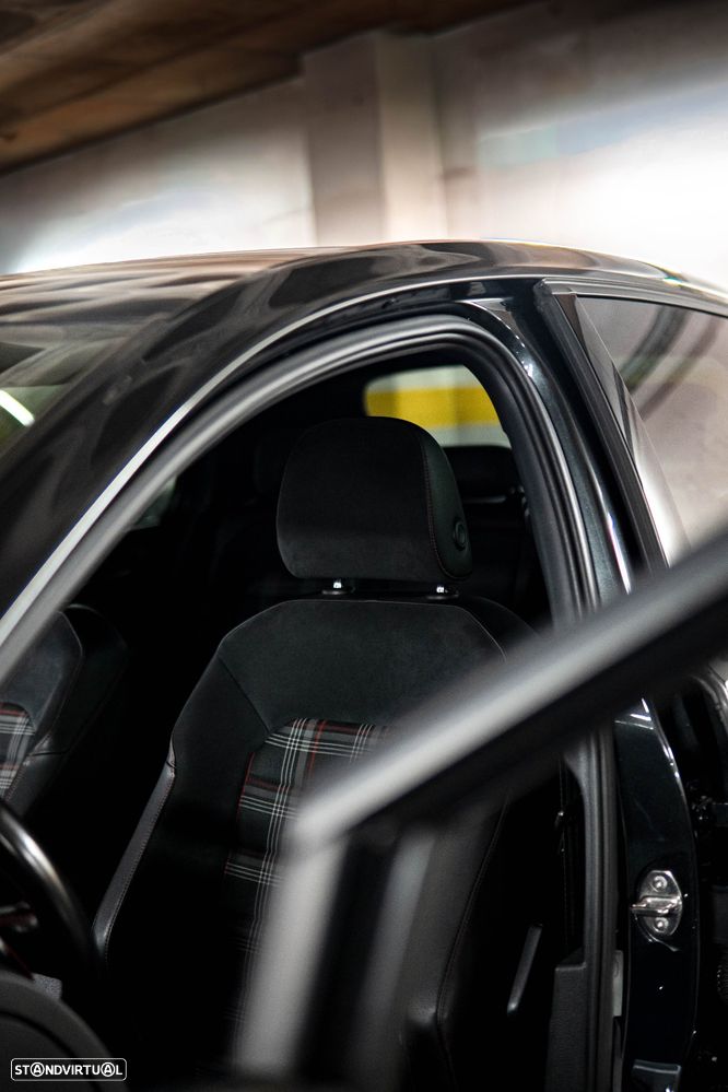 VW Golf GTI Performance BlueMotion DSG - 5