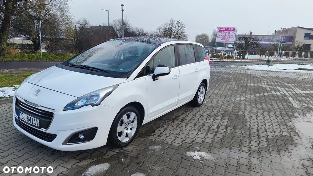 Peugeot 5008 e-HDI 115 ETG6 Stop&Start Allure - 3