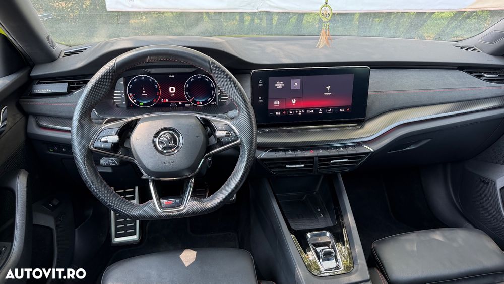 Skoda Octavia RS 2.0 TSI DSG - 10