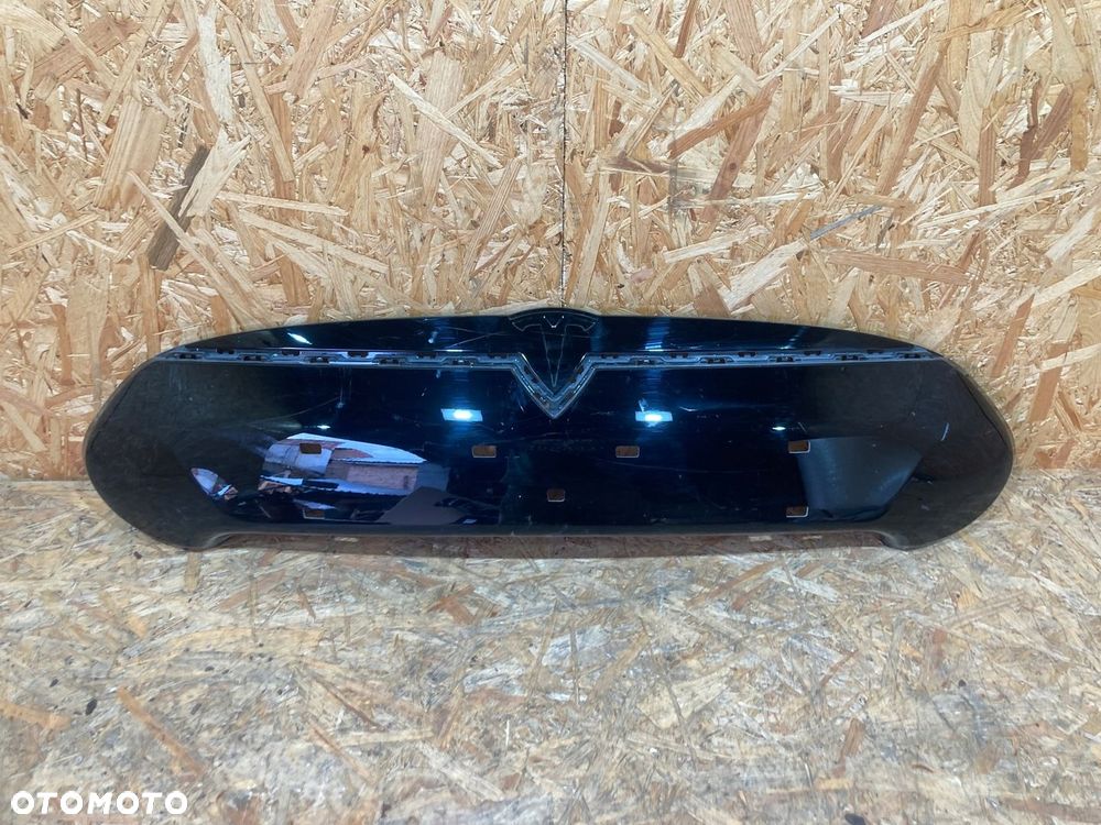 TESLA MODEL S GRILL ATRAPA ZDERZAKA PRZÓD 1023312-00-A