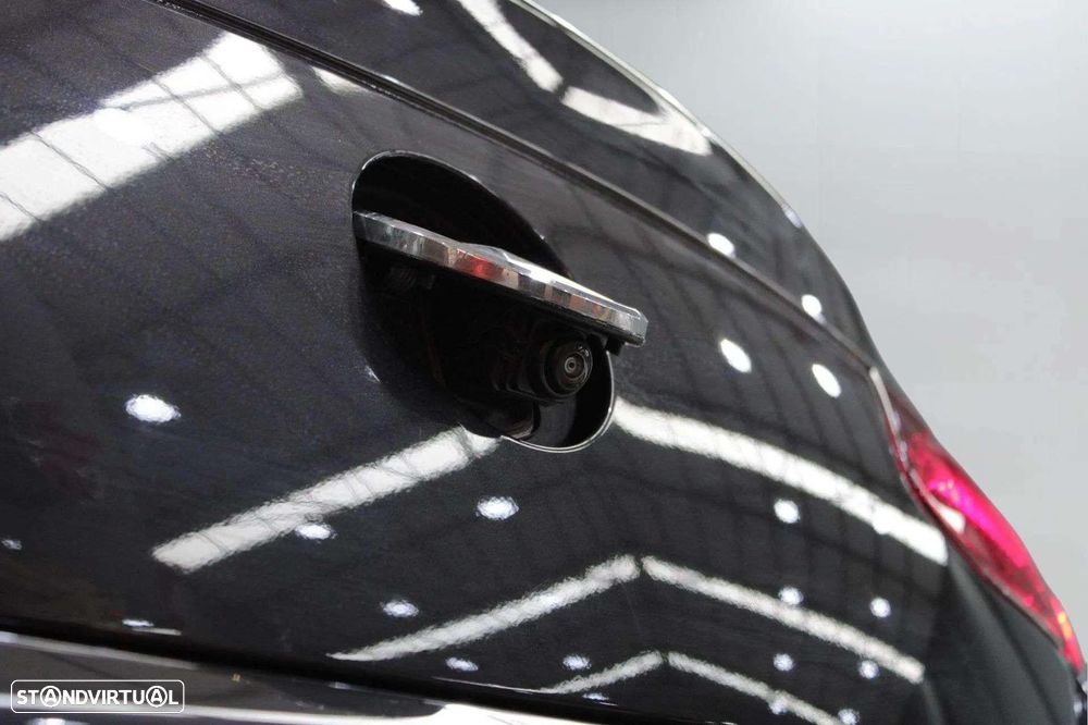 Mercedes-Benz E 220 - 12