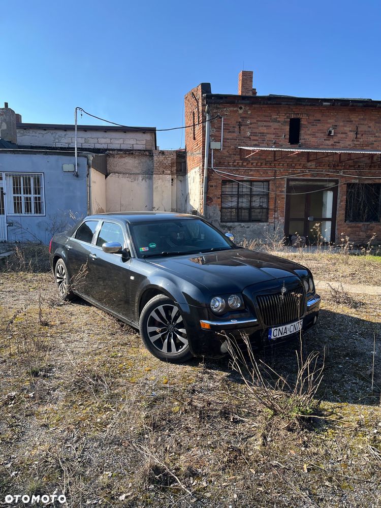 Chrysler 300C - 6