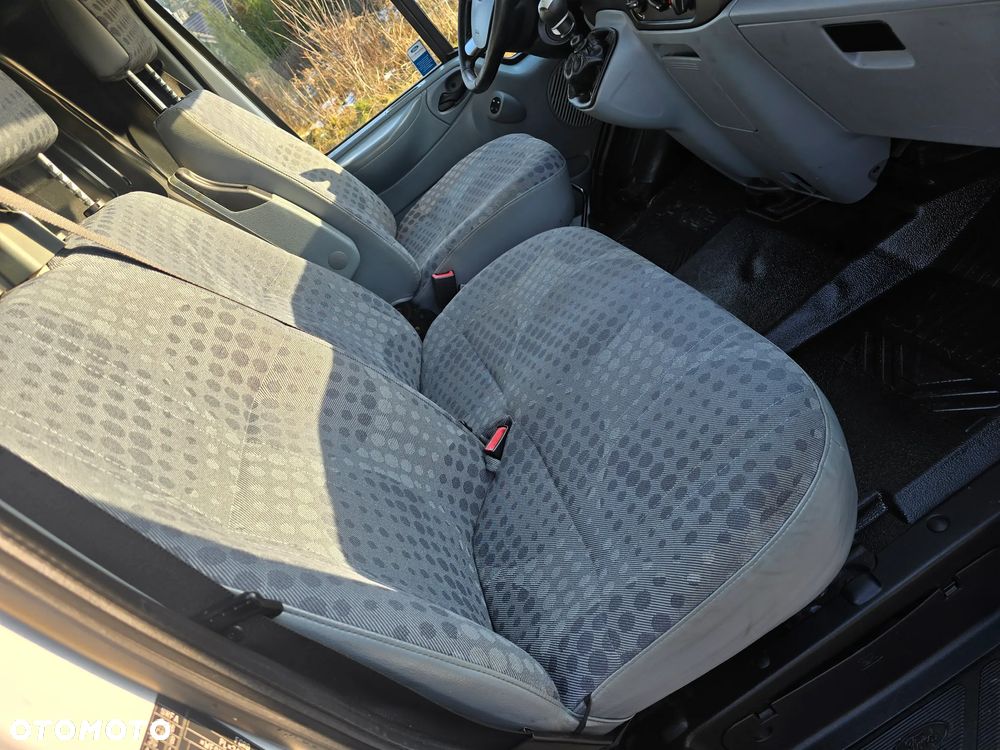 Ford Transit - 16