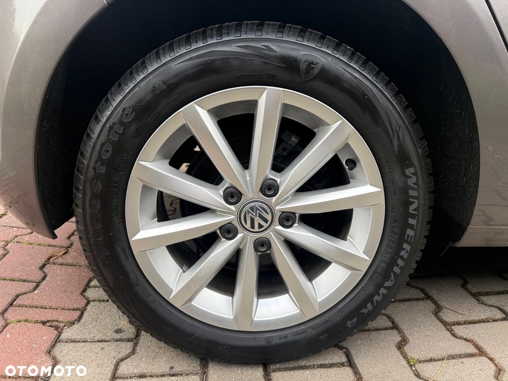 Volkswagen Golf 1.6 TDI BlueMotion Technology Lounge - 17