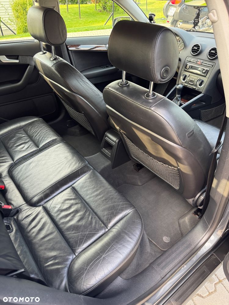 Audi A3 Sportback 1.9 TDI Ambiente - 8