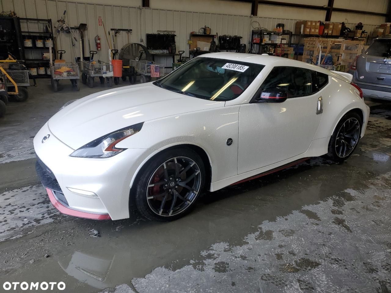 Nissan 370 Z - 1
