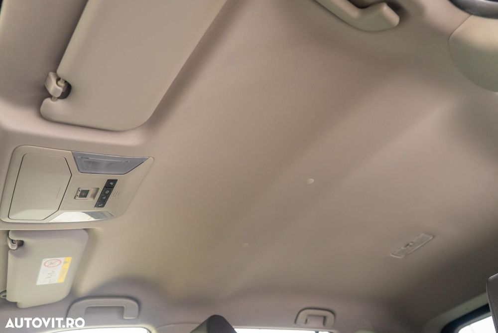 Toyota RAV4 - 18