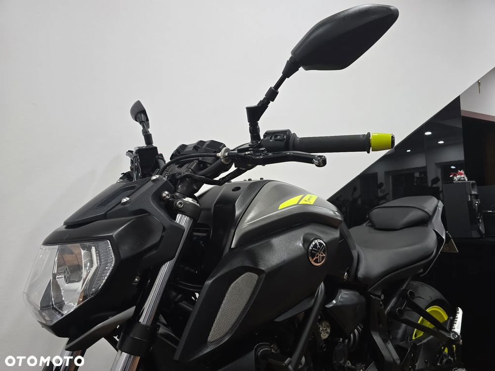 Yamaha MT - 16