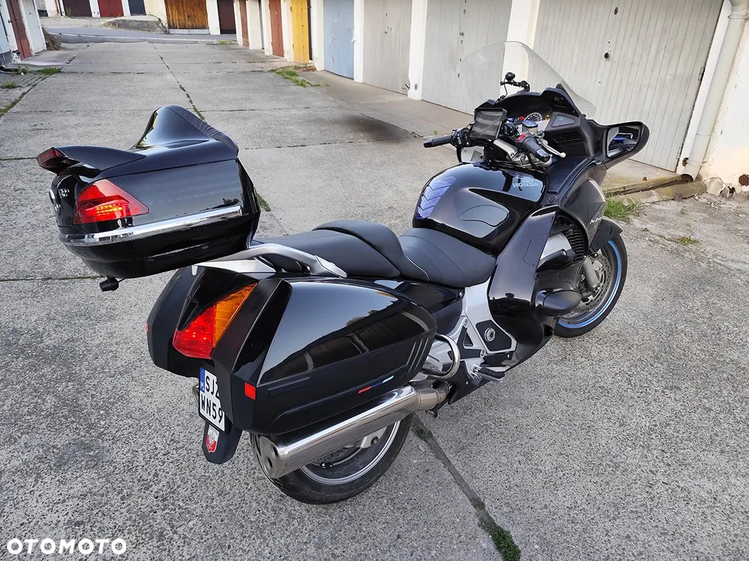 Honda ST - 4