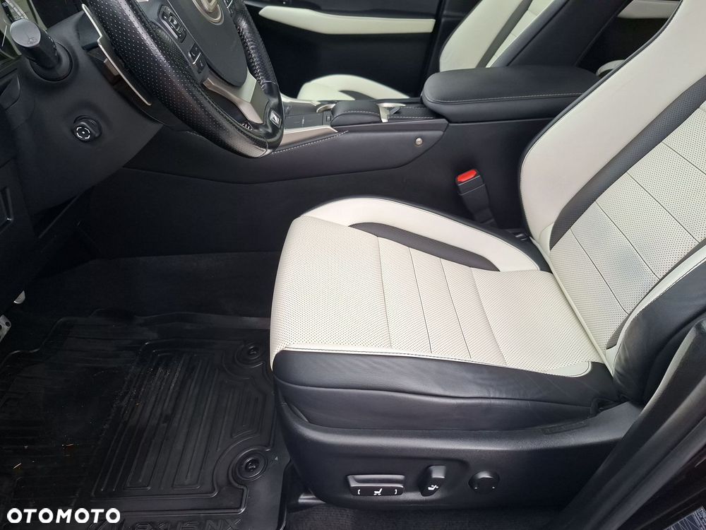 Lexus NX 300 GPF F Sport AWD - 11