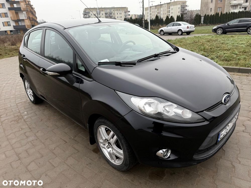 Ford Fiesta 1.25 Celebration - 4
