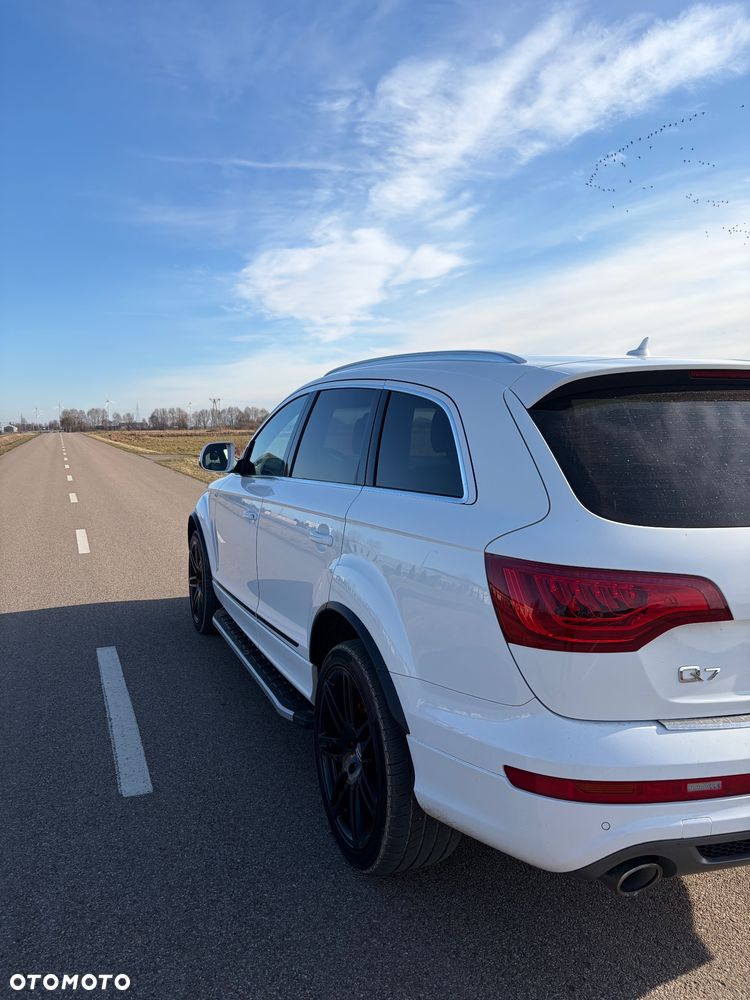 Audi Q7 3.0 TDI DPF clean diesel Quattro Tiptronic - 9