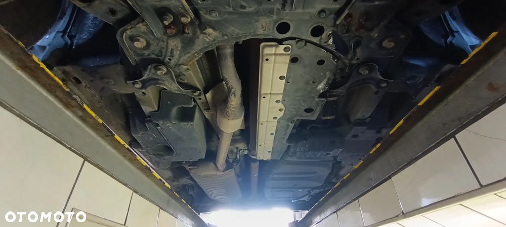 Toyota RAV4 2.0 4x4 Automatik Sol - 35