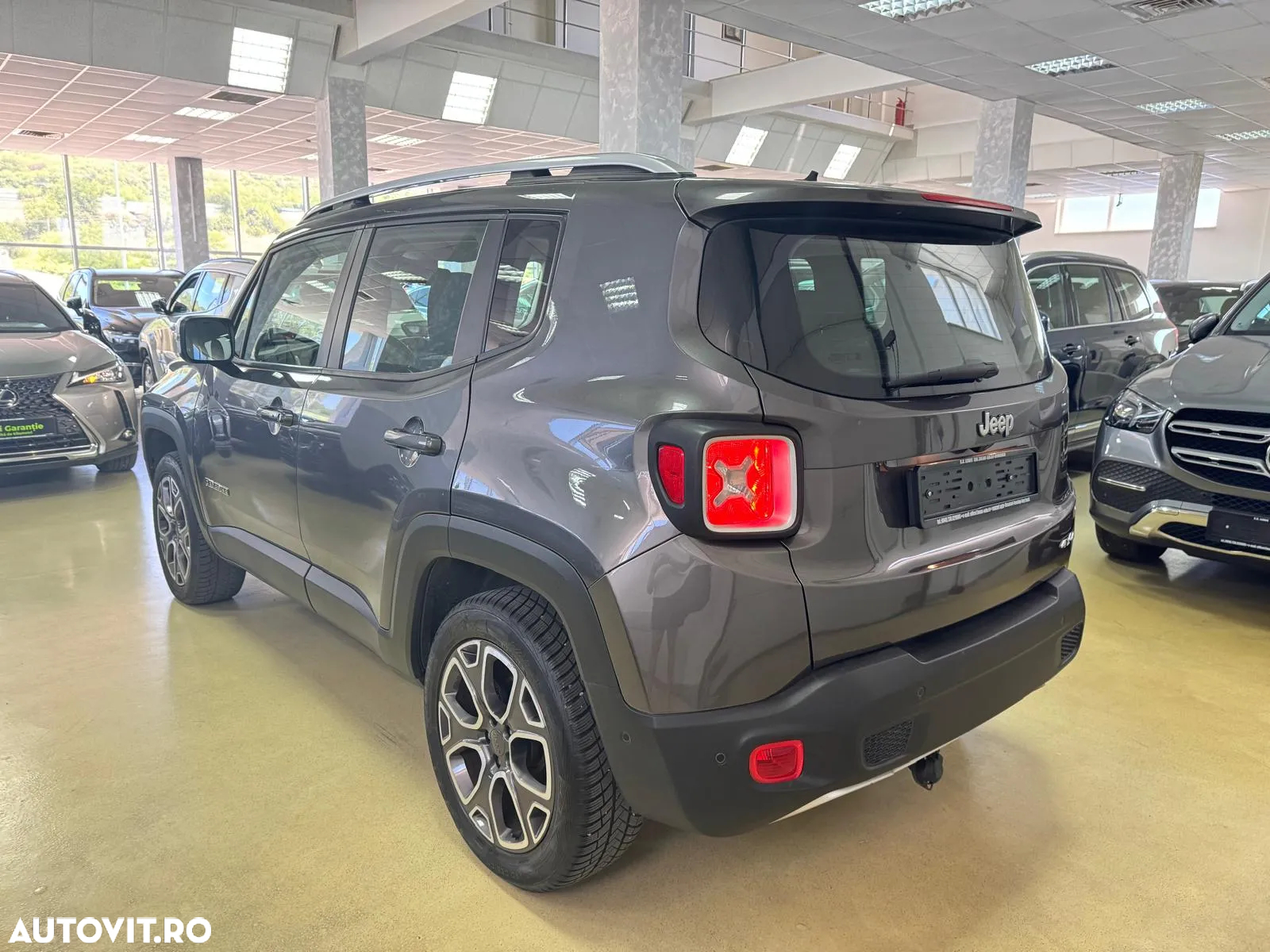 Jeep Renegade 2.0 M-Jet 4x4 Limited - 10