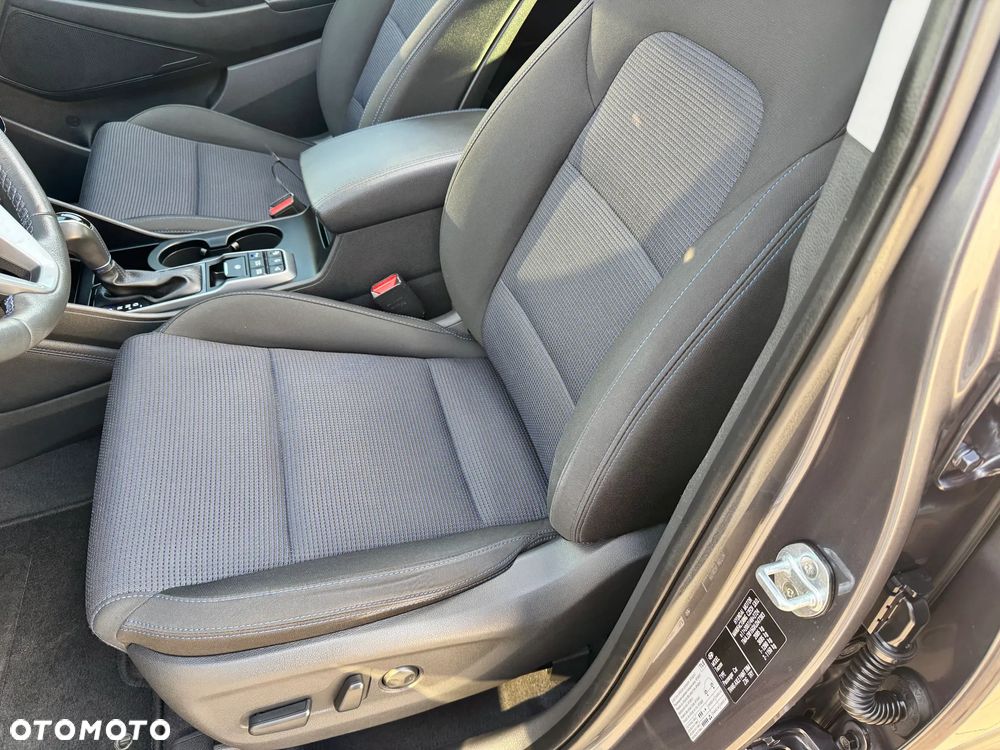 Hyundai Tucson blue 1.7 CRDi 2WD DCT Passion - 17