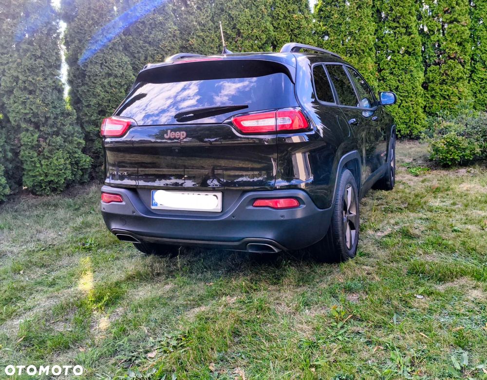 Jeep Cherokee - 2