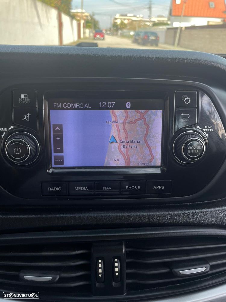 Fiat Tipo Station Wagon 1.6 M-Jet Lounge - 39