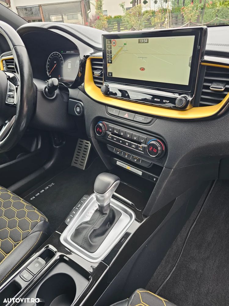 Kia XCeed 1.6 CRDi DCT7 PLATINUM EDITION - 10