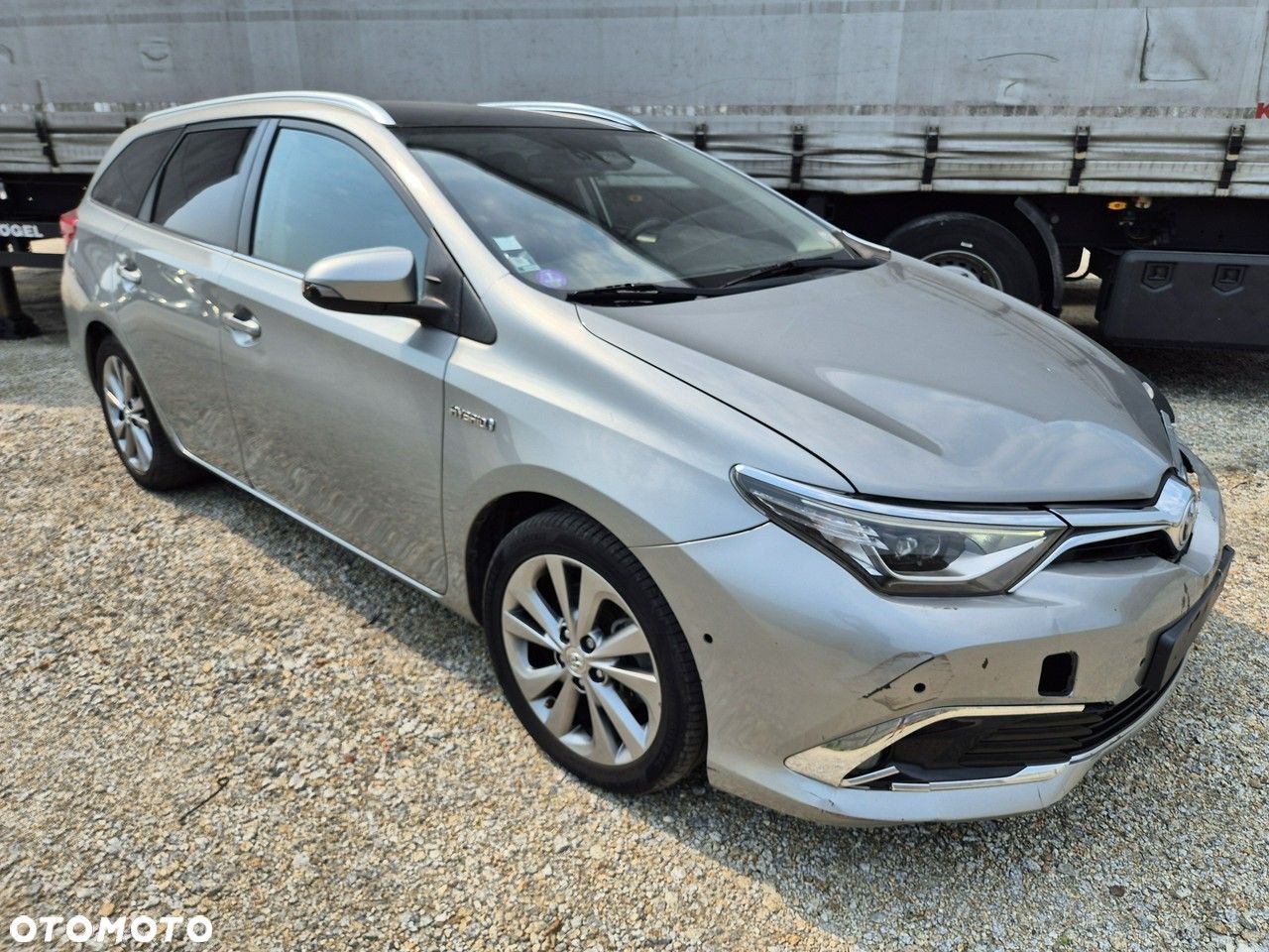 Toyota Auris - 1