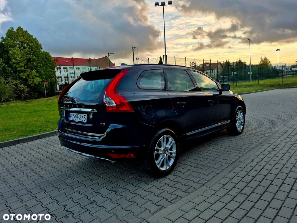 Volvo XC 60 - 21