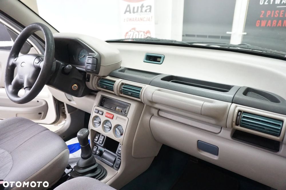 Land Rover Freelander - 28