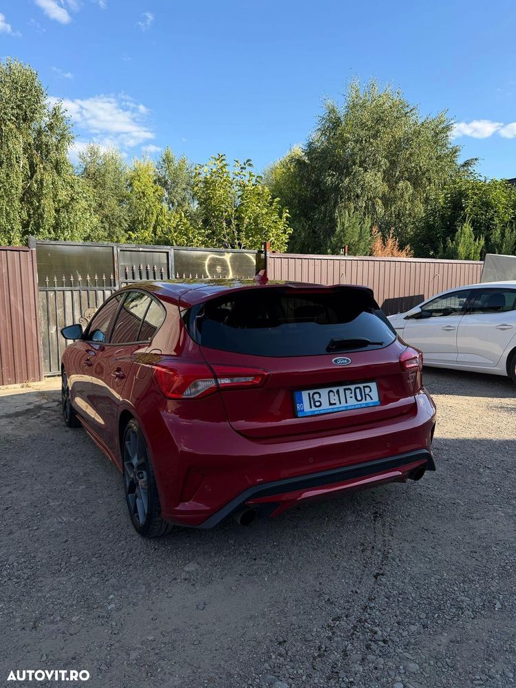 Ford Focus - 4