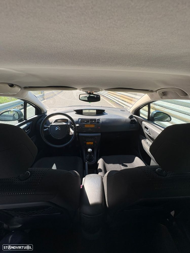 Citroën C4 1.6 HDi 110 VTR Pack - 8