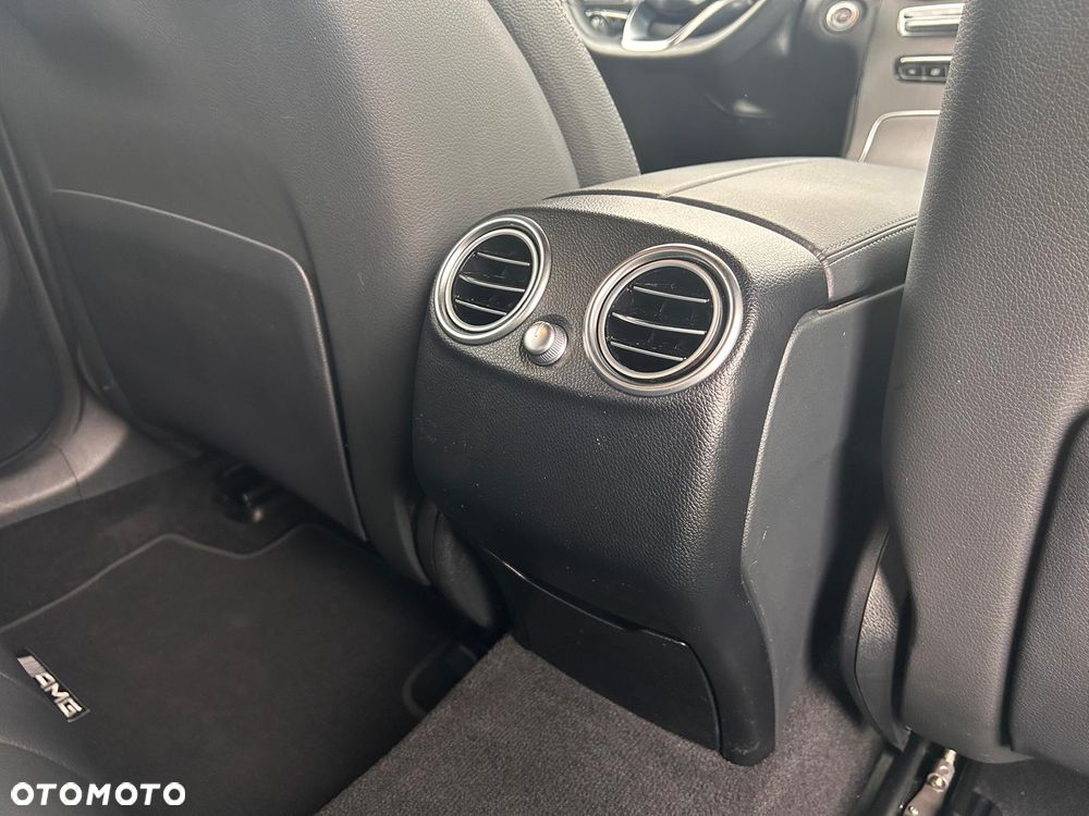 Mercedes-Benz GLC 220 d 4-Matic - 28
