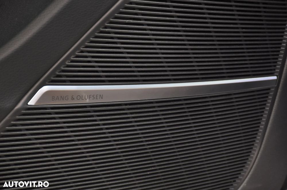 Audi Q8 55 TFSI quattro Tiptronic - 12