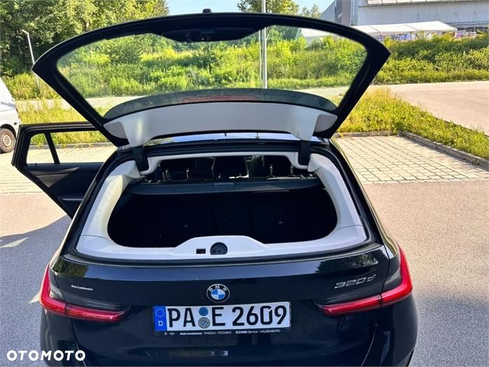 BMW Seria 3 320d - 5