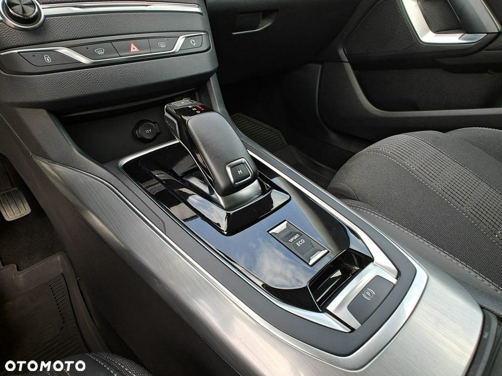 Peugeot 308 - 12