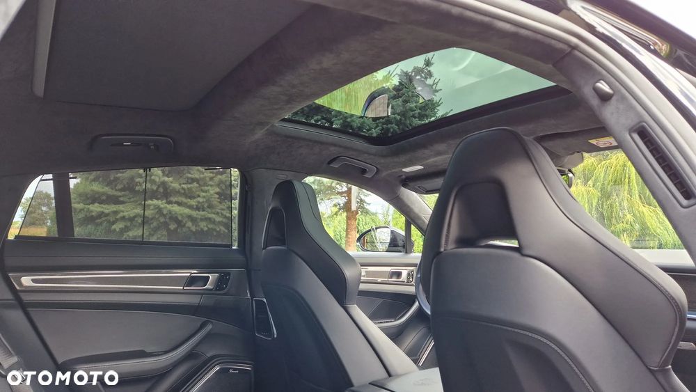 Porsche Panamera Turbo - 10