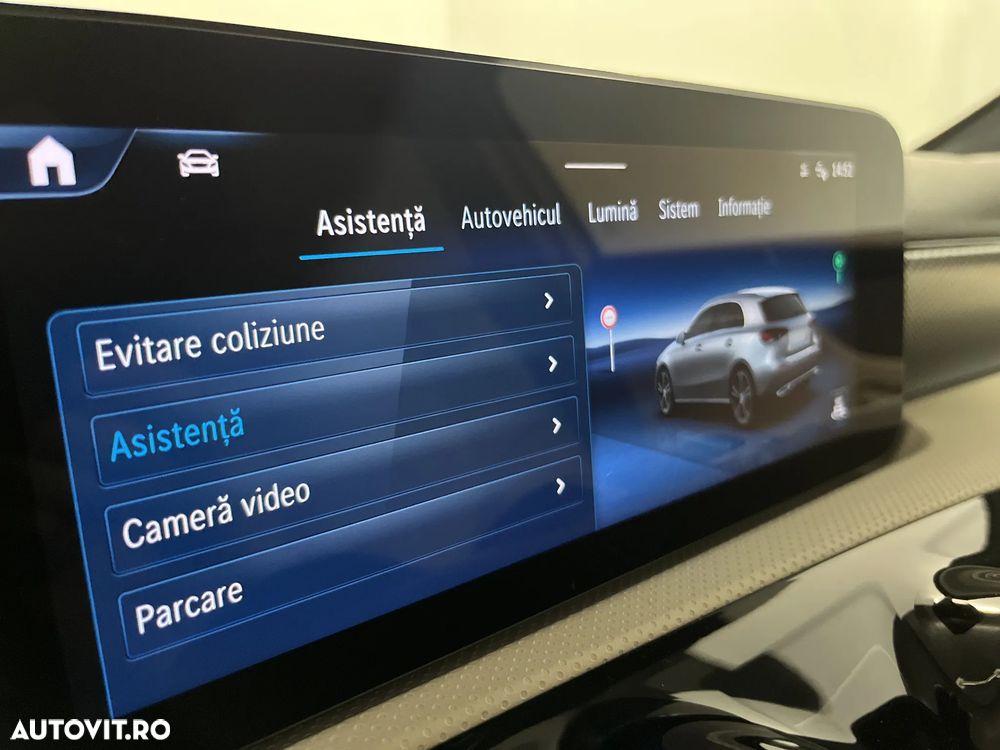 Mercedes-Benz A 180 Sedan 7G-DCT Progressive - 25